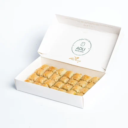 باقلوا اوزل گردو نیم کیلویی